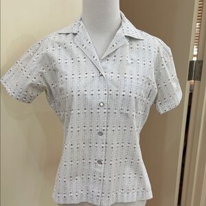 Women's White Short-Sleeve Button-Down Shirt